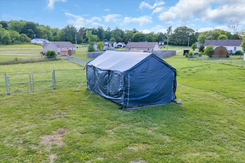 148 Rileys Bend Rd Lynchburg, TN 37352