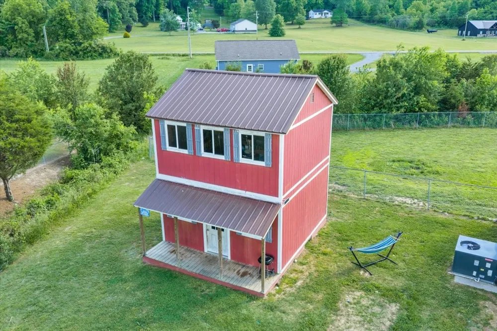 148 Rileys Bend Rd Lynchburg, TN 37352