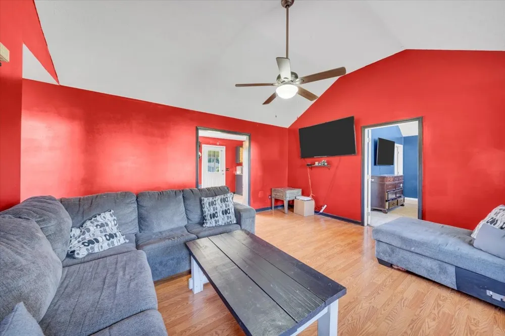 148 Rileys Bend Rd Lynchburg, TN 37352