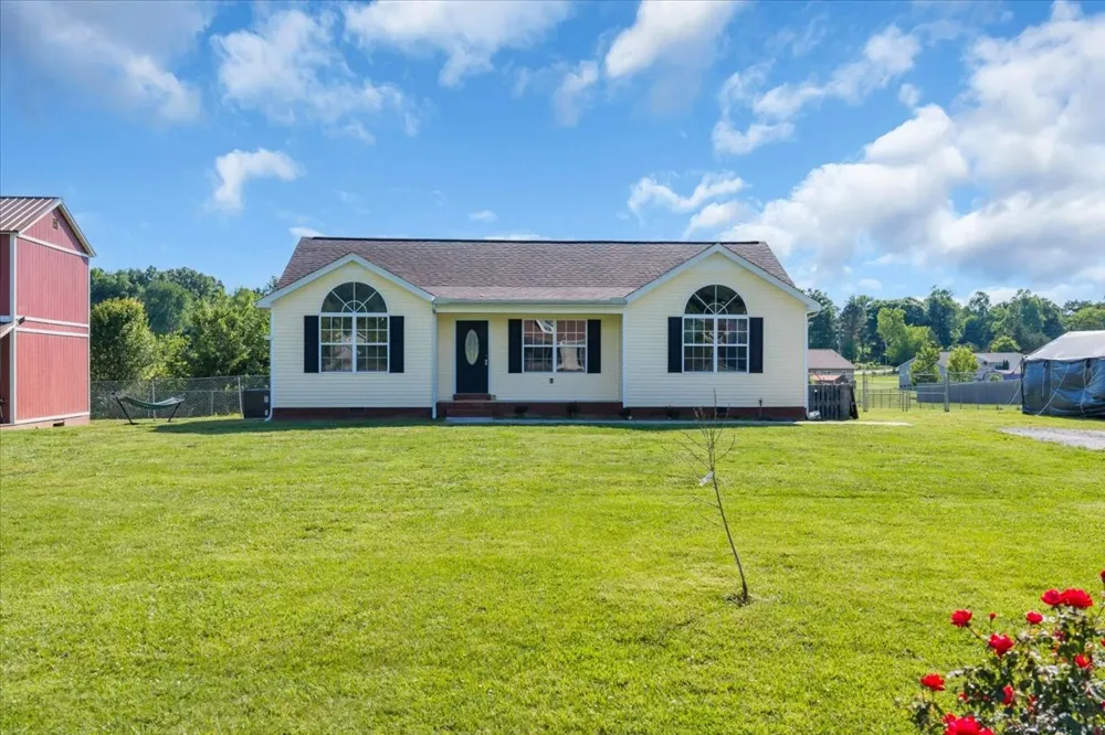 148 Rileys Bend Rd Lynchburg, TN 37352