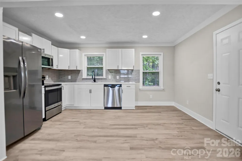 6957 Vintage Road Lilesville, NC 28091