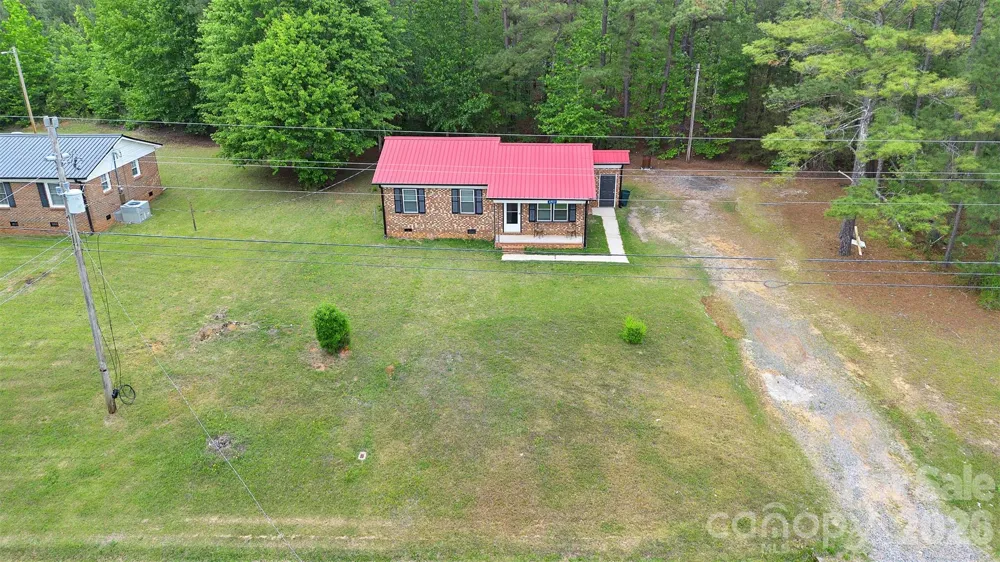 6957 Vintage Road Lilesville, NC 28091