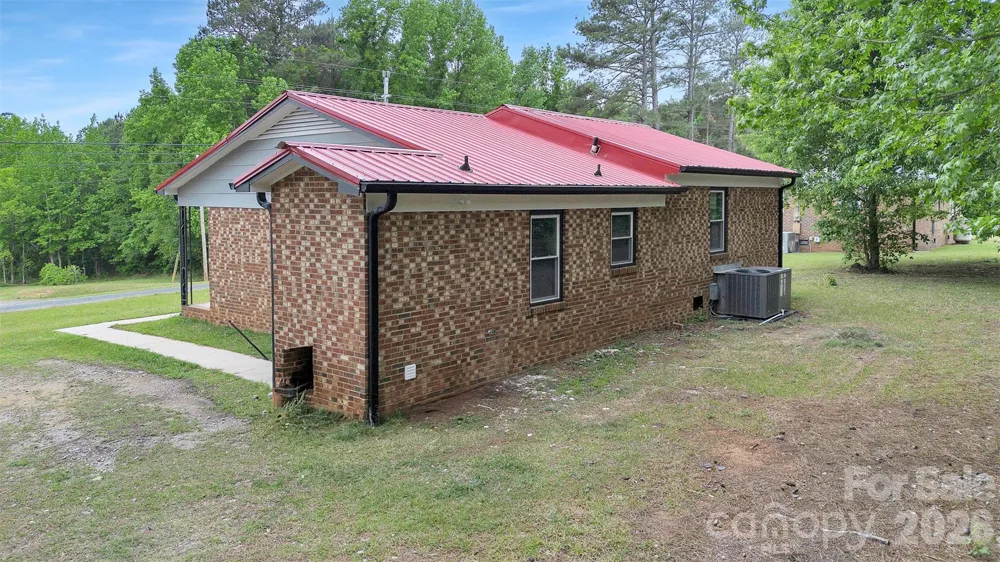 6957 Vintage Road Lilesville, NC 28091