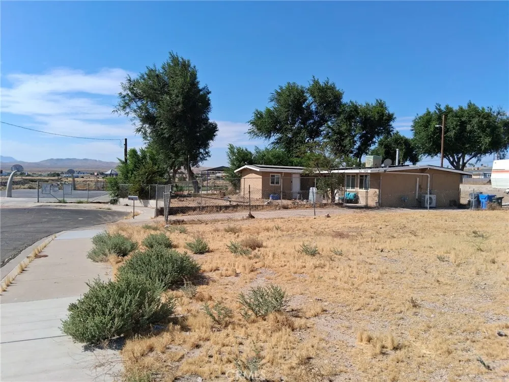 1426 Sage Drive Barstow, CA 92311