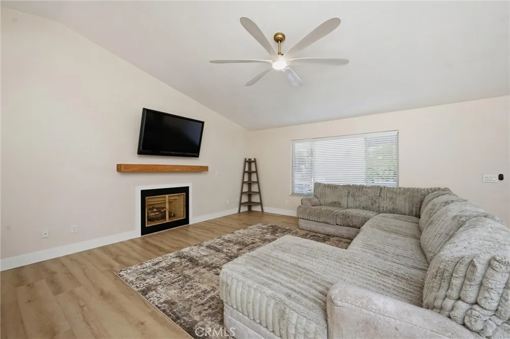 16906 Greenridge Hidden Valley Lake, CA 95467