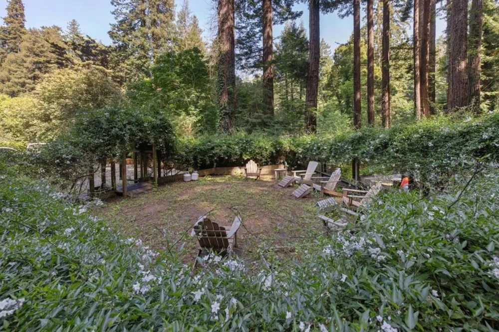 6774 La Honda Road La Honda, CA 94020