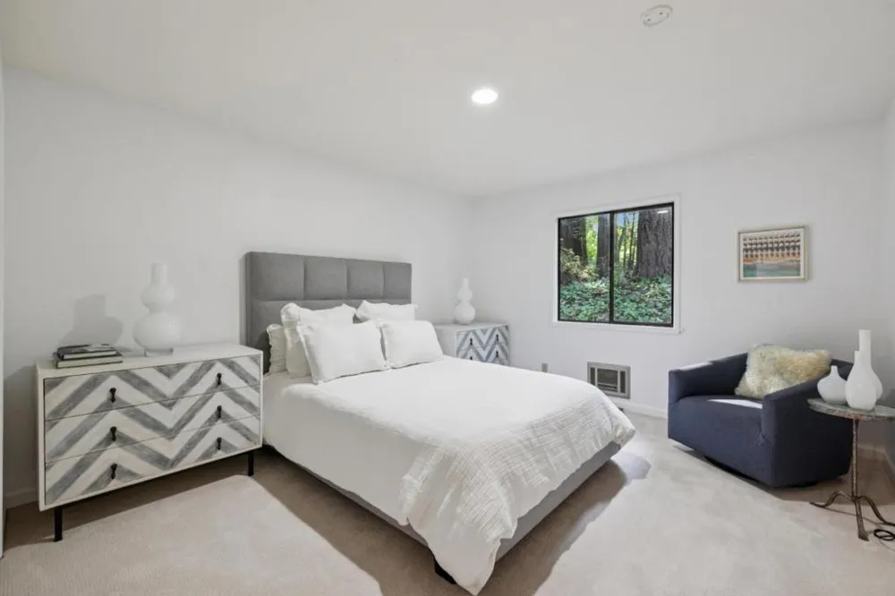 6774 La Honda Road La Honda, CA 94020