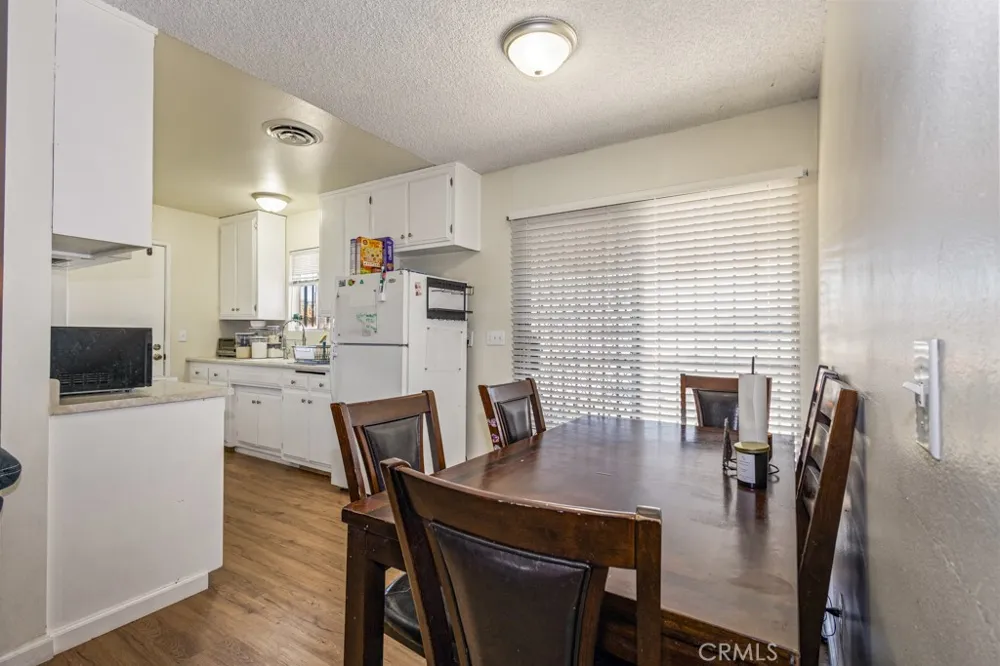 516 Onyx Hemet, CA 92543
