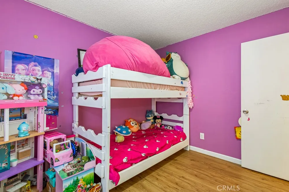516 Onyx Hemet, CA 92543