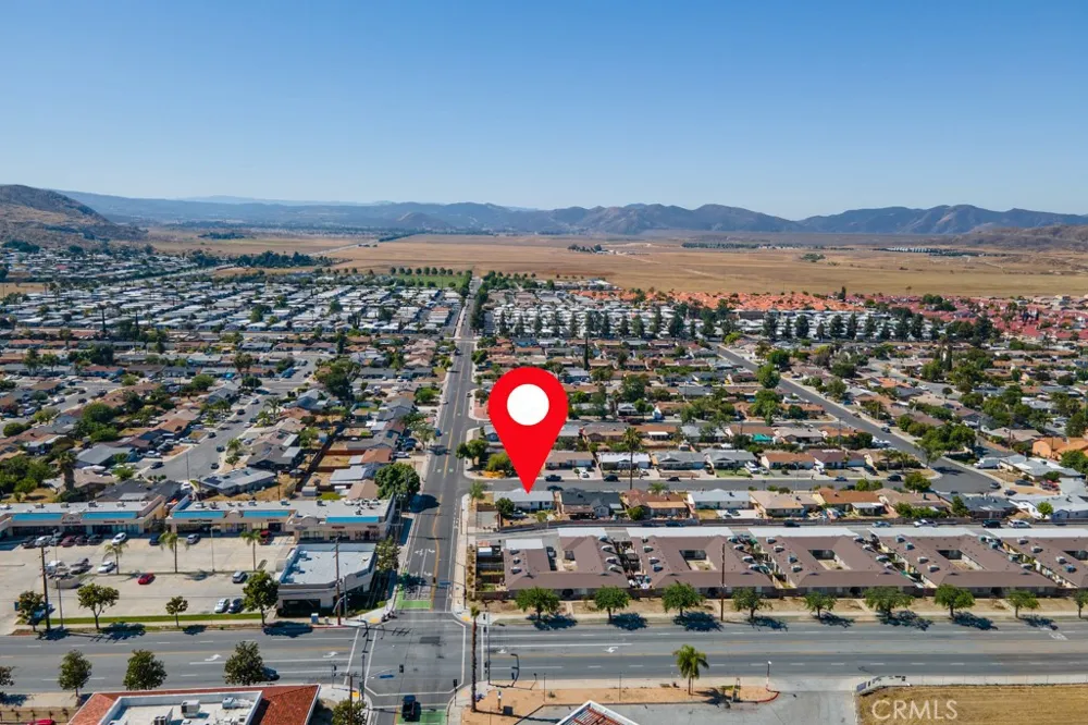 516 Onyx Hemet, CA 92543