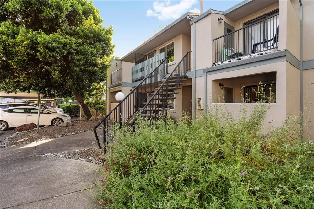 1412 Cherry #2 Chico, CA 95926