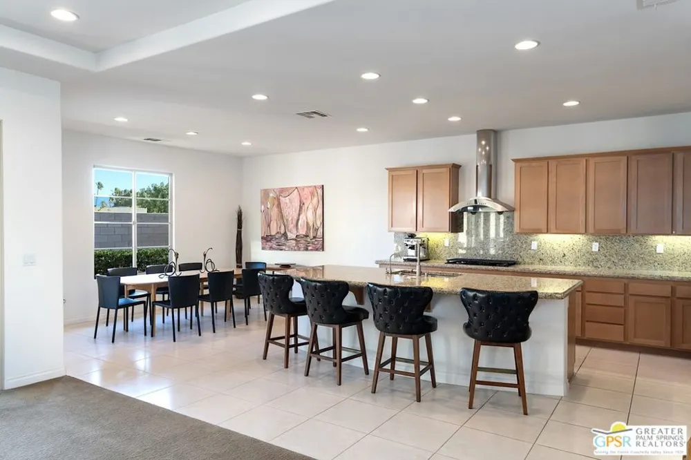 1628 Sienna Court Palm Springs, CA 92262