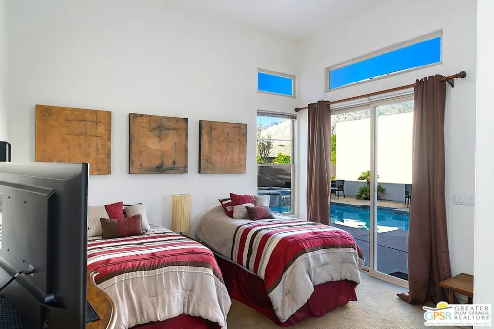 1628 Sienna Court Palm Springs, CA 92262