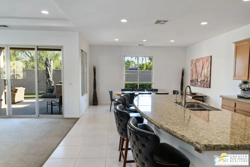 1628 Sienna Court Palm Springs, CA 92262