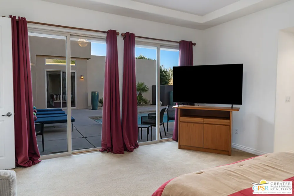 1628 Sienna Court Palm Springs, CA 92262