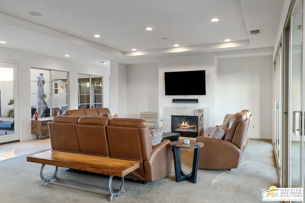 1628 Sienna Court Palm Springs, CA 92262