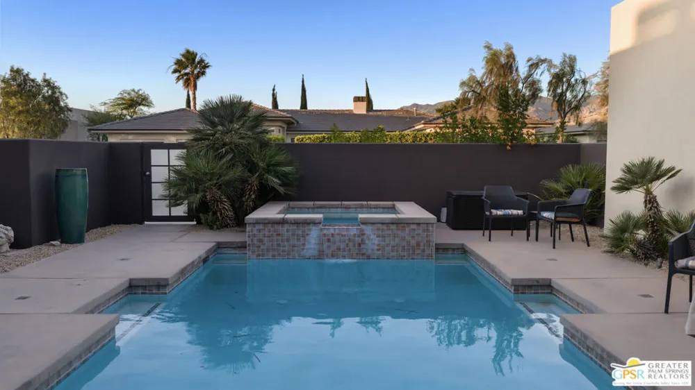 1628 Sienna Court Palm Springs, CA 92262