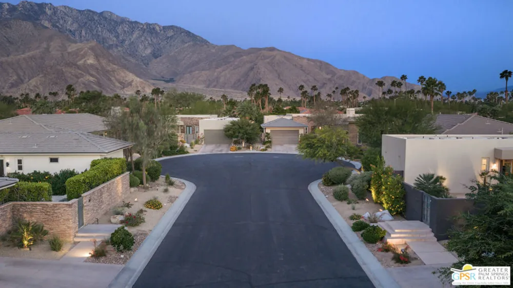 1628 Sienna Court Palm Springs, CA 92262