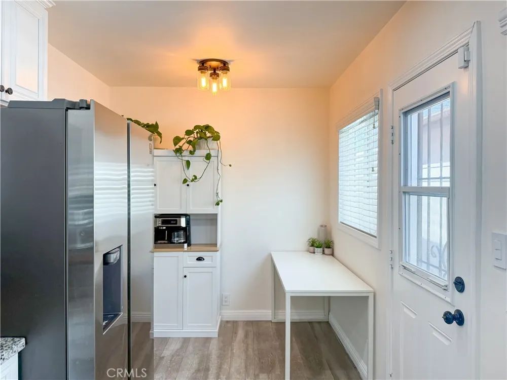 11818 Cheshire Norwalk, CA 90650