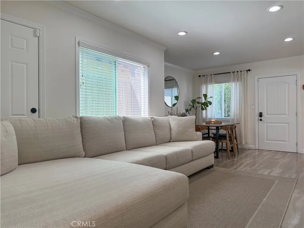 11818 Cheshire Norwalk, CA 90650