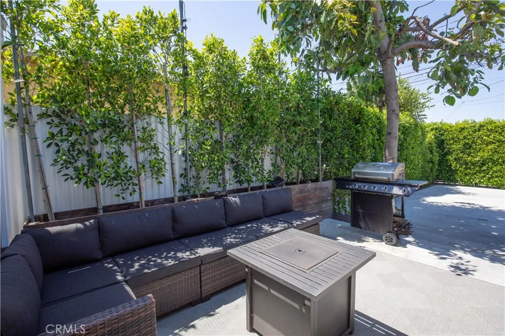 11818 Cheshire Norwalk, CA 90650