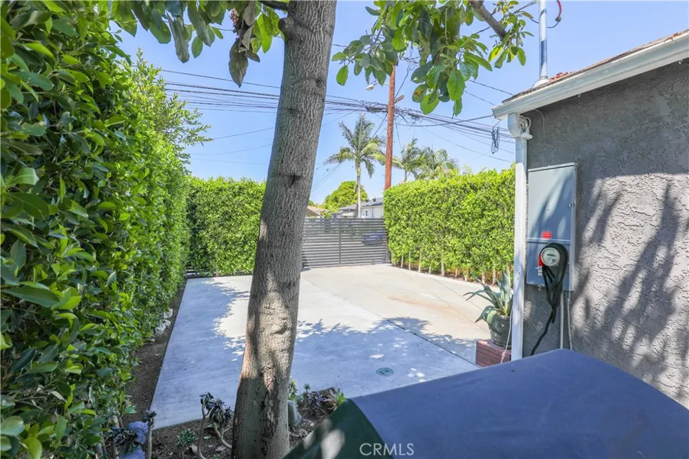 11818 Cheshire Norwalk, CA 90650