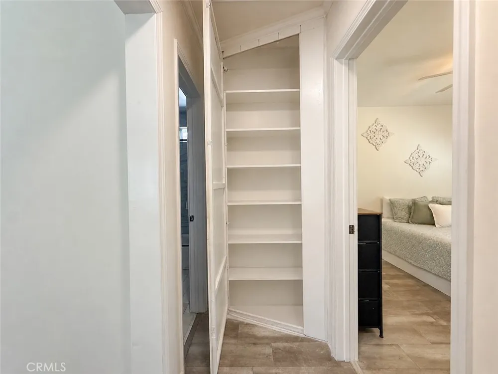 11818 Cheshire Norwalk, CA 90650