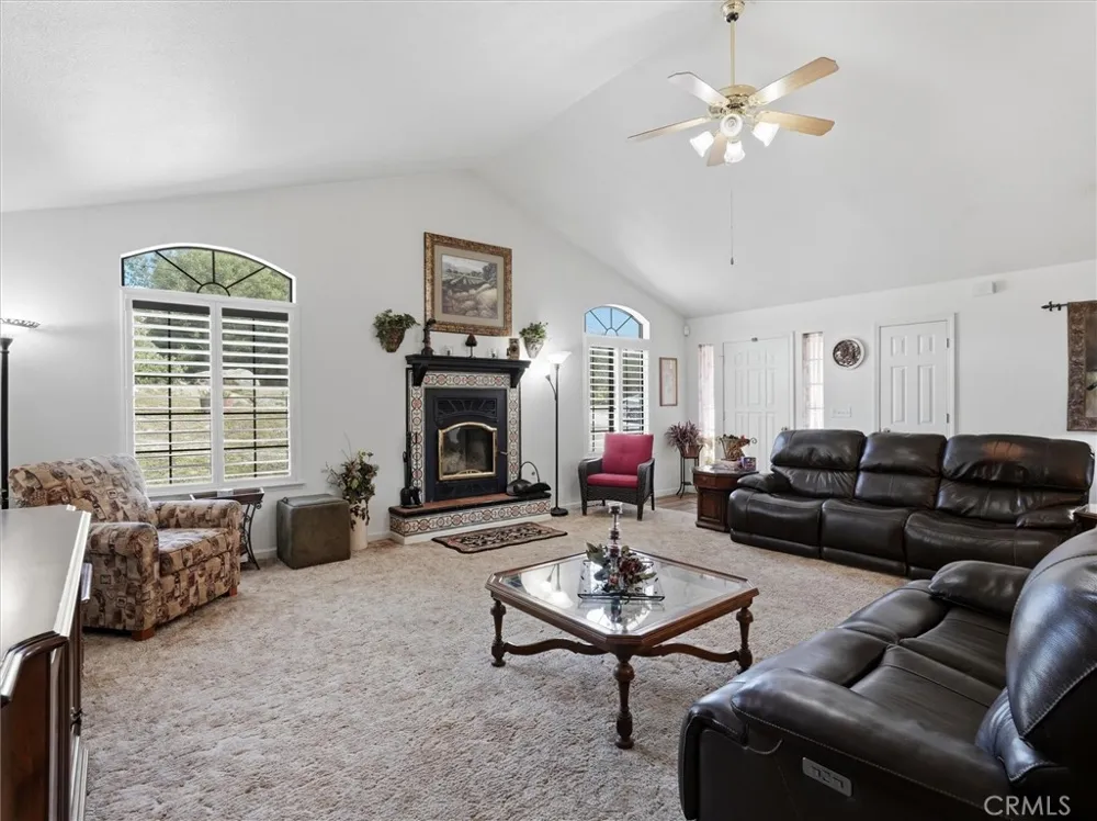 42704 Deep Forest Coarsegold, CA 93614