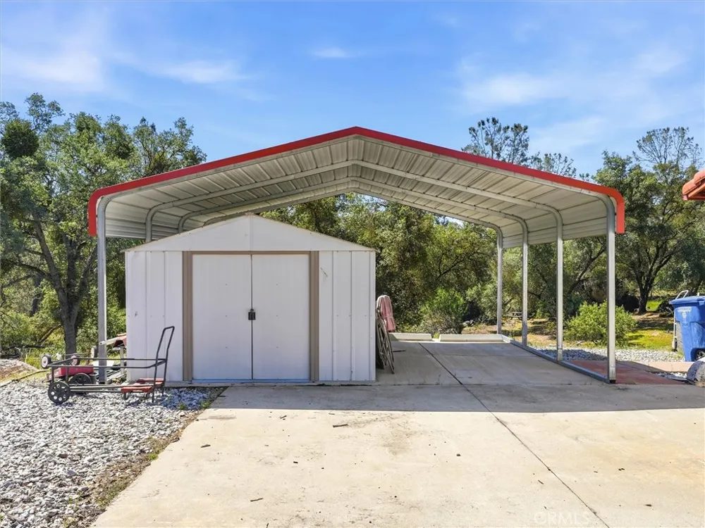 42704 Deep Forest Coarsegold, CA 93614