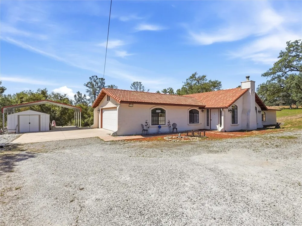 42704 Deep Forest Coarsegold, CA 93614