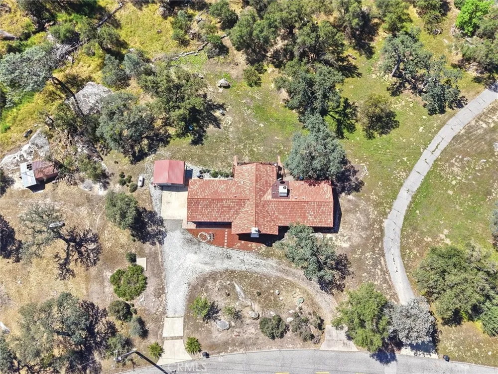 42704 Deep Forest Coarsegold, CA 93614