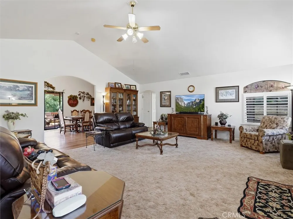 42704 Deep Forest Coarsegold, CA 93614