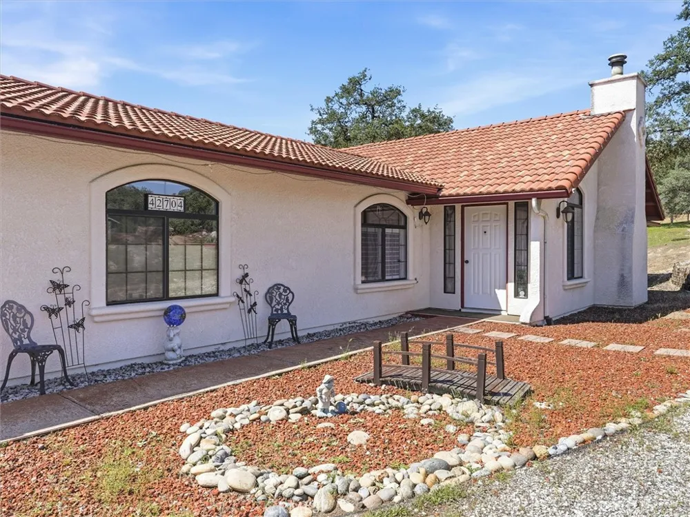 42704 Deep Forest Coarsegold, CA 93614