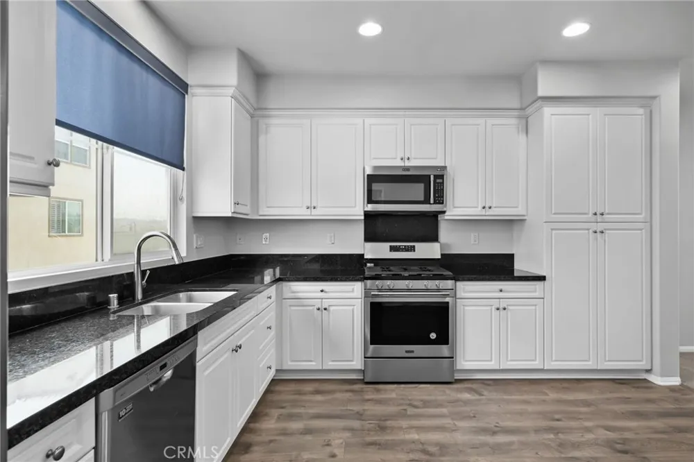 6382 Aquila Way Eastvale, CA 91752