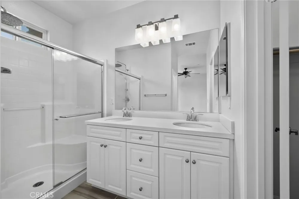 6382 Aquila Way Eastvale, CA 91752