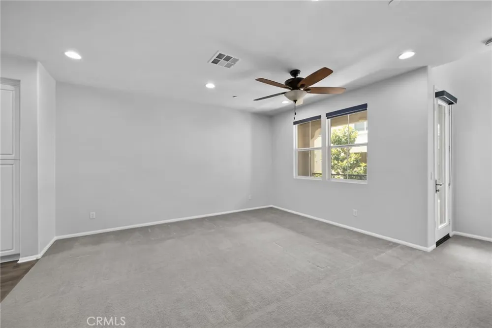 6382 Aquila Way Eastvale, CA 91752