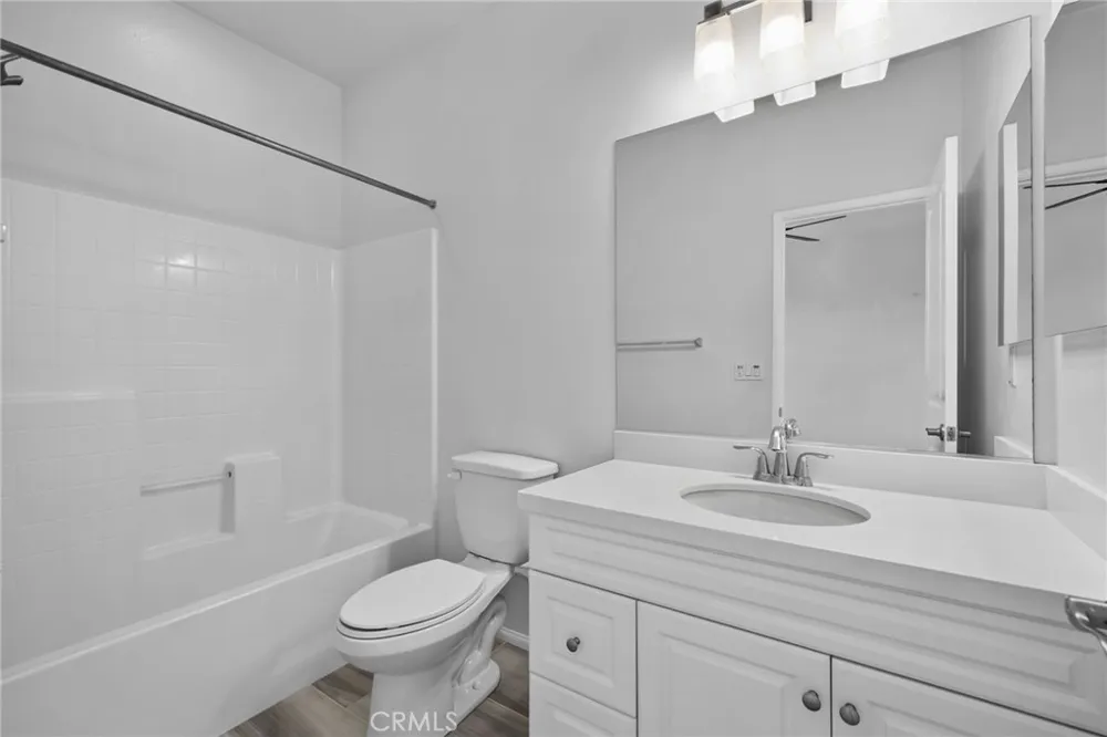 6382 Aquila Way Eastvale, CA 91752