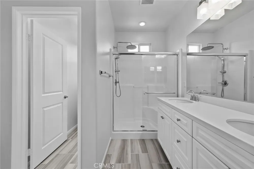 6382 Aquila Way Eastvale, CA 91752