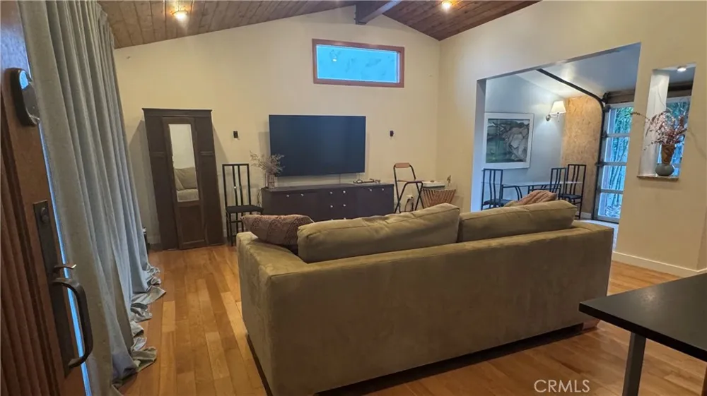 2117 Colby Avenue West Los Angeles, CA 90025