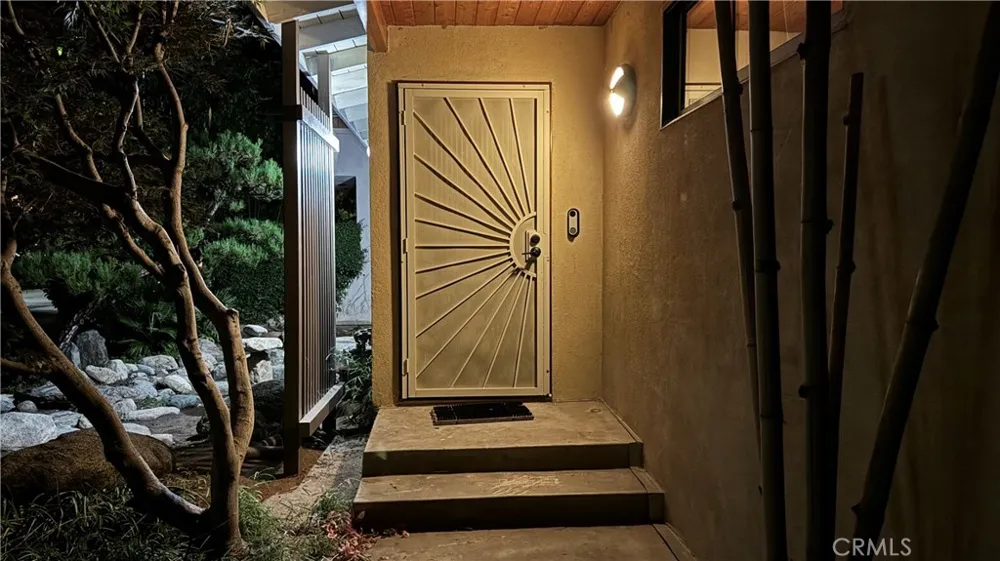 2117 Colby Avenue West Los Angeles, CA 90025