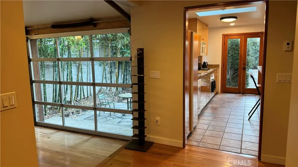 2117 Colby Avenue West Los Angeles, CA 90025