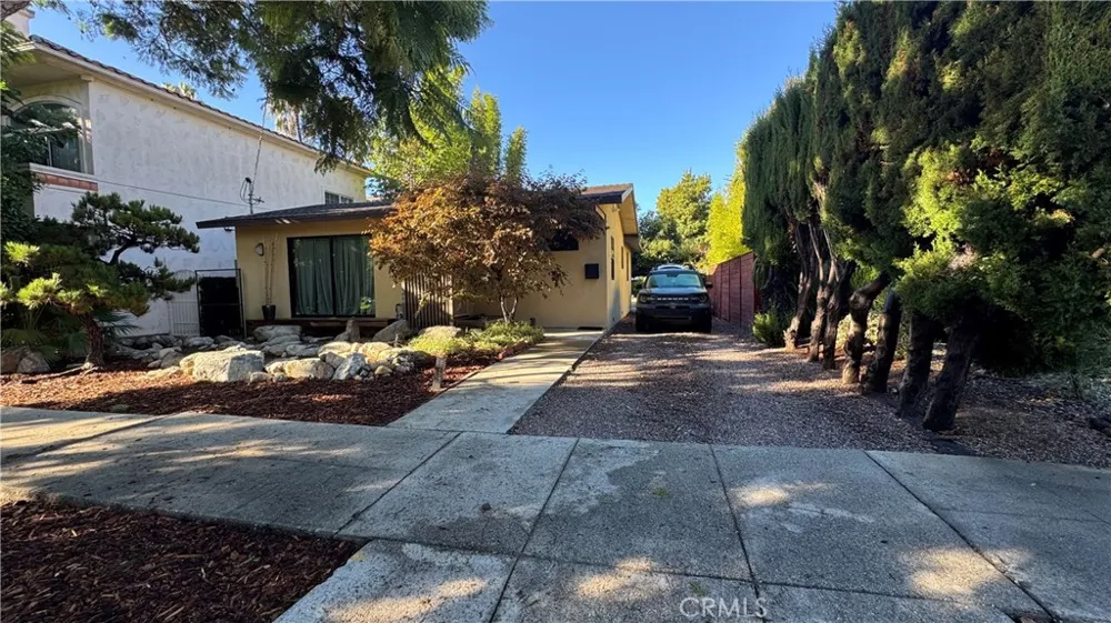 2117 Colby Avenue West Los Angeles, CA 90025