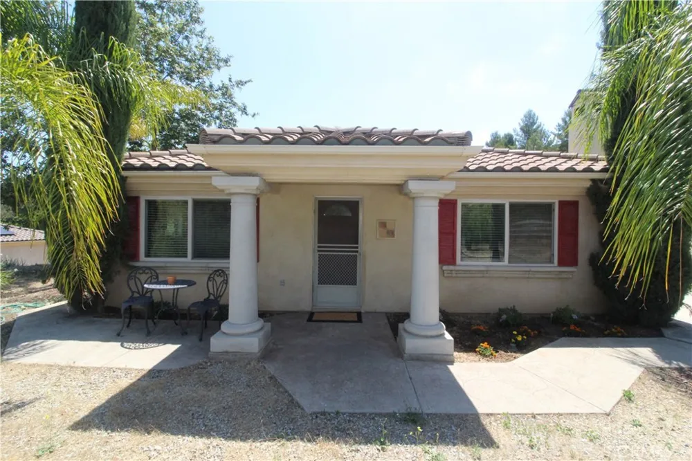 18797 Vista de Montanas #G Murrieta, CA 92562