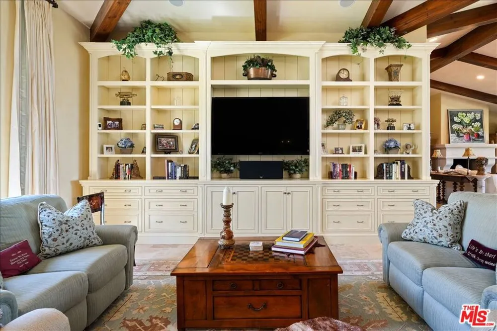 2553 Santa Barbara Avenue Los Olivos, CA 93441