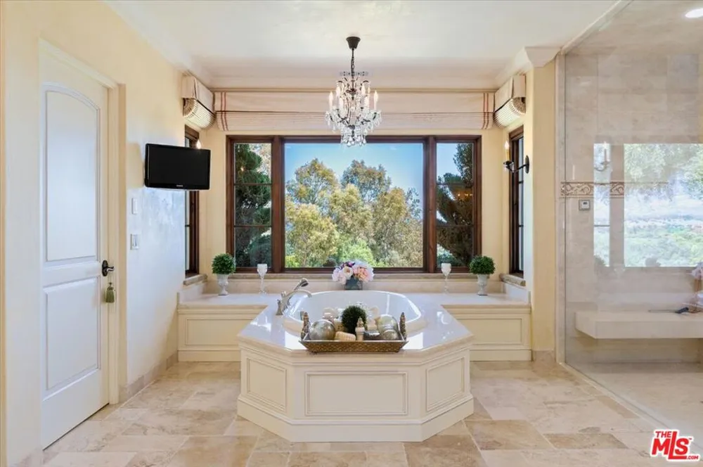 2553 Santa Barbara Avenue Los Olivos, CA 93441