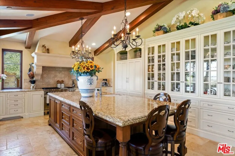 2553 Santa Barbara Avenue Los Olivos, CA 93441