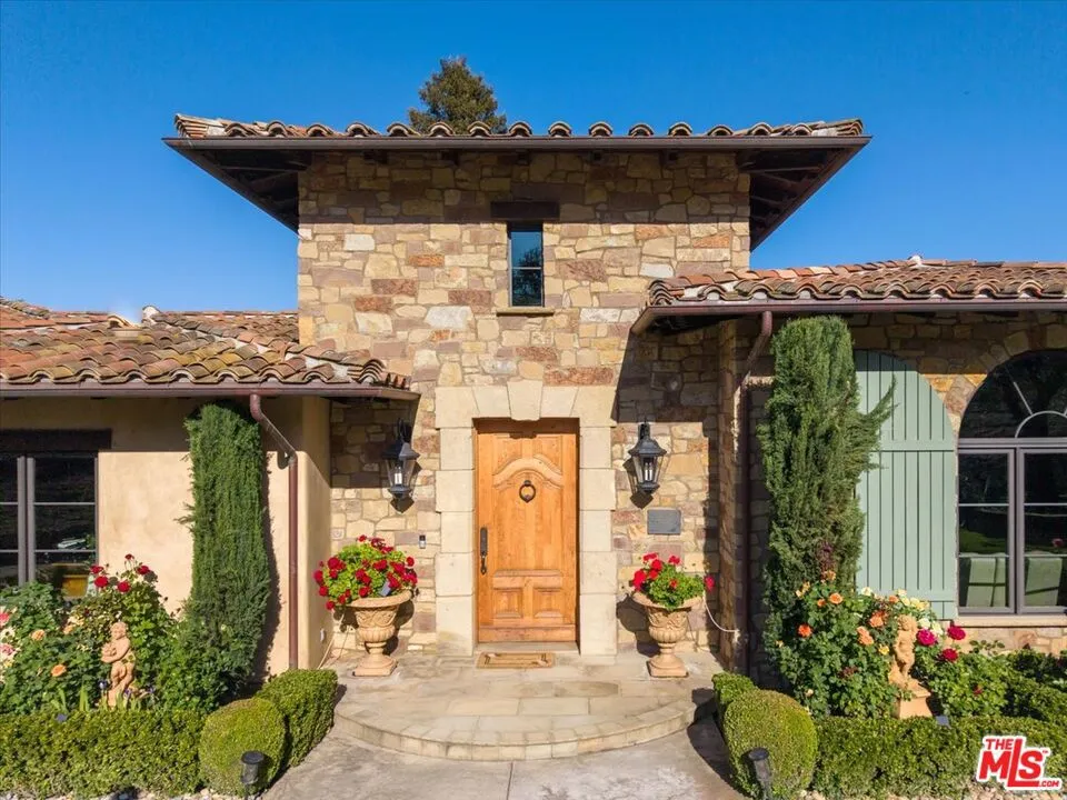 2553 Santa Barbara Avenue Los Olivos, CA 93441