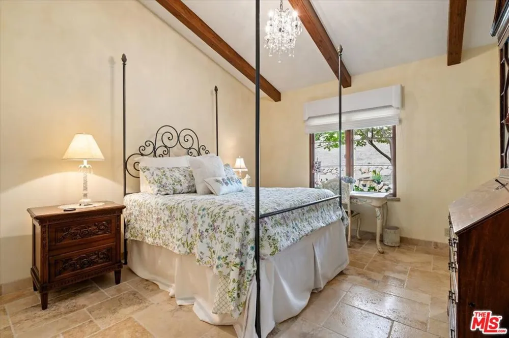 2553 Santa Barbara Avenue Los Olivos, CA 93441