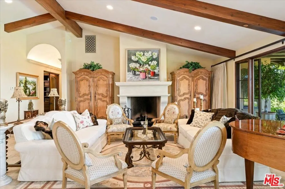 2553 Santa Barbara Avenue Los Olivos, CA 93441