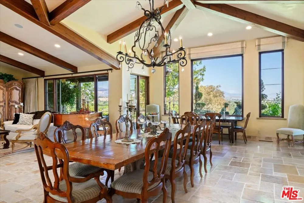 2553 Santa Barbara Avenue Los Olivos, CA 93441